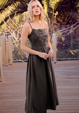 DRESSES