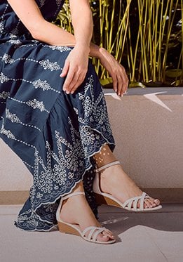 FOOTWEAR