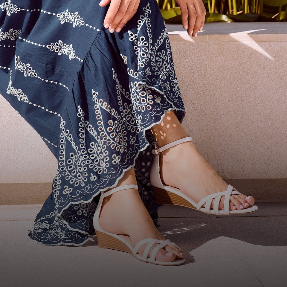 FOOTWEAR